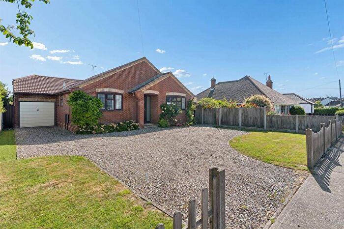 3 Bedroom Detached Bungalow For Sale In Saddleton Road, Whitstable, CT5