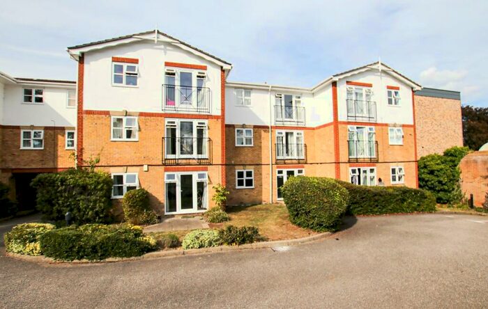 1 Bedroom Flat To Rent In Springfield Road, Wallington, SM6