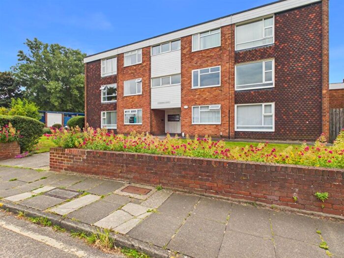 2 Bedroom Apartment To Rent In Claremont Court, Whitley Lodge, NE26