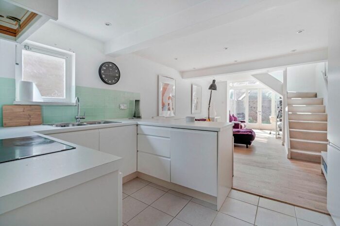 1 Bedroom Cottage For Sale In Rainbows End, Cranbrook, TN17