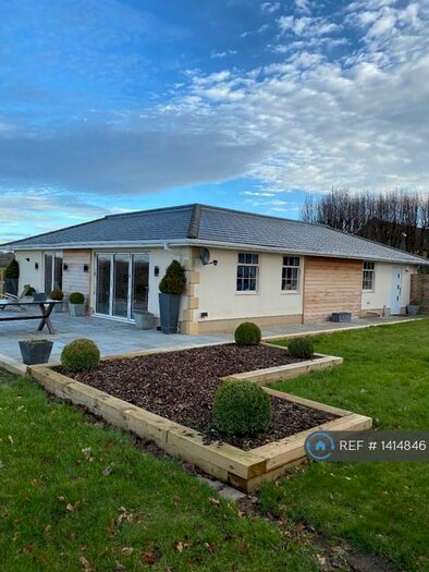 3 Bedroom Detached House To Rent In Avon Lane, Bristol, BS31