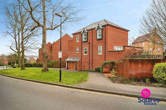 1 Bedroom Flat For Sale In Adam Close, London, NW7