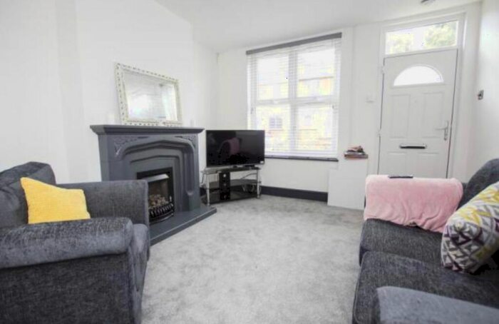 2 Bedroom House To Rent In Reservoir Road, Selly Oak, Birmingham, B29