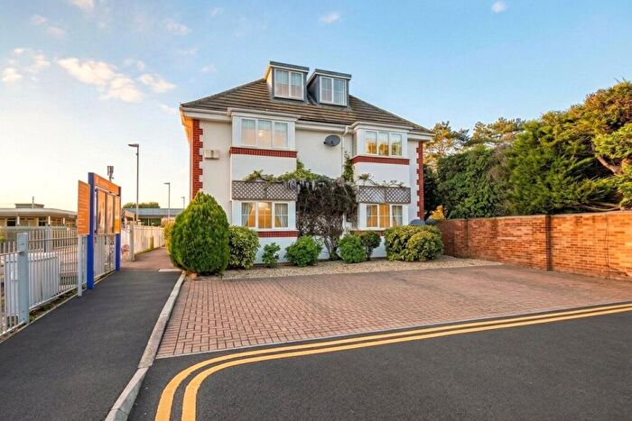 2 Bedroom Apartment For Sale In Eden Place, Ascot, Berkshire, SL5