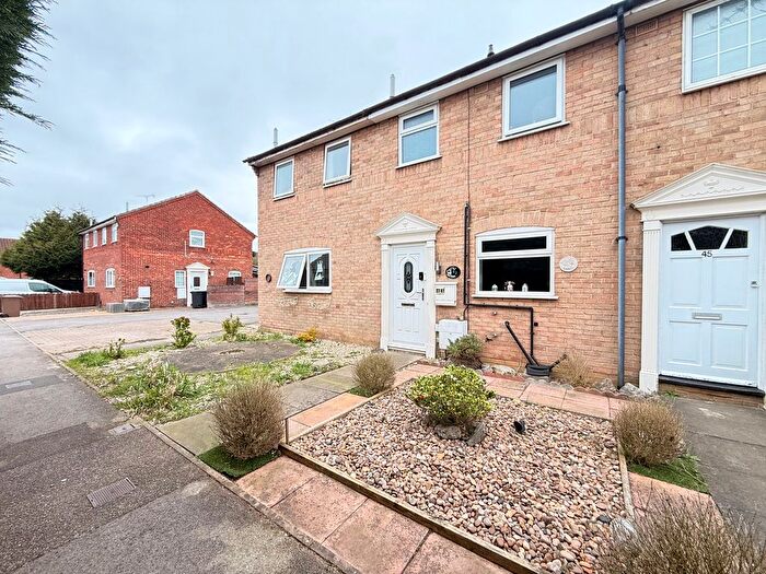 2 Bedroom Terraced House For Sale In Buzzard Road, Luton, LU4