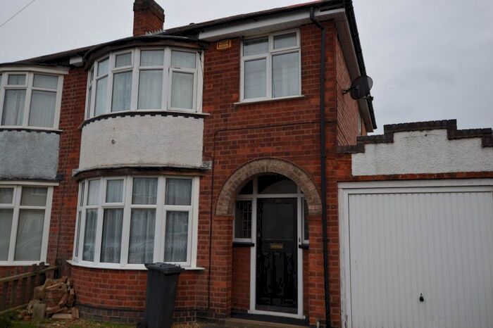 3 Bedroom Semi-Detached House To Rent In Northdene Road, Leicester, LE2