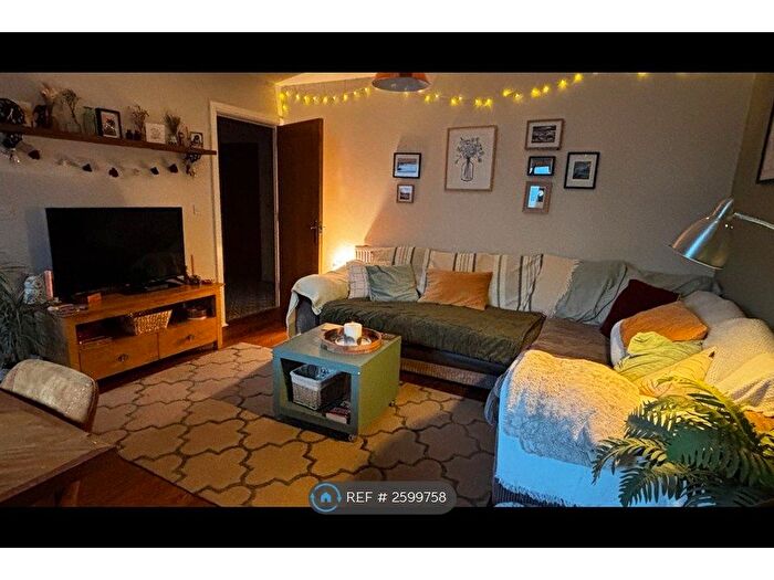 1 Bedroom Flat To Rent In St. Margarets Court, Maritime Quarter, Swansea, SA1