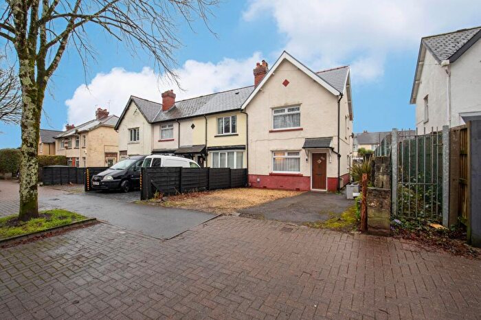 3 Bedroom End Of Terrace House For Sale In South Clive Street, Cardiff, CF11