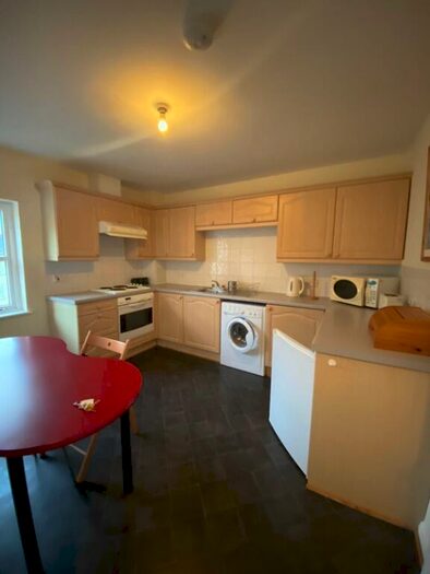 1 Bedroom Flat To Rent In Hopetoun Crescent, Broughton, Edinburgh, EH7