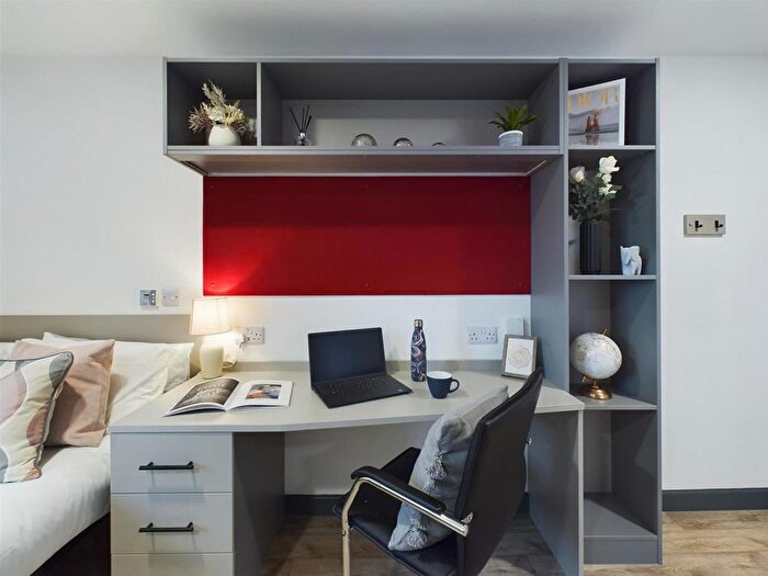 1 Bedroom Flat To Rent In Fletchamstead Highway, Coventry, CV4