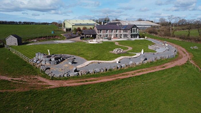 4 Bedroom Farm For Sale In Llangyndeyrn, Kidwelly, SA17