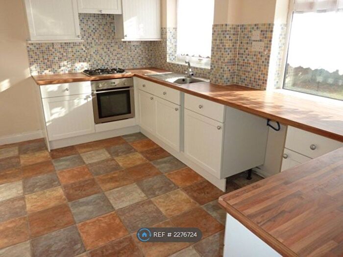 2 Bedroom Semi-Detached House To Rent In Sookholme Road, Shirebrook, Mansfield, NG20