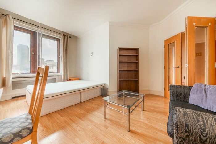 2 Bedroom Flat To Rent In Whitehouse Apartments, Belvedere Road, Southbank, London, SE1