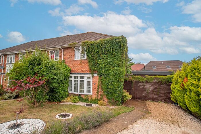 3 Bedroom End Of Terrace House To Rent In Cranstoun Close, Guildford, GU3