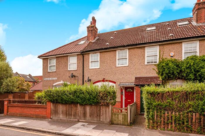 2 Bedroom House To Rent In Manchester Grove, Cubitt Town, E14