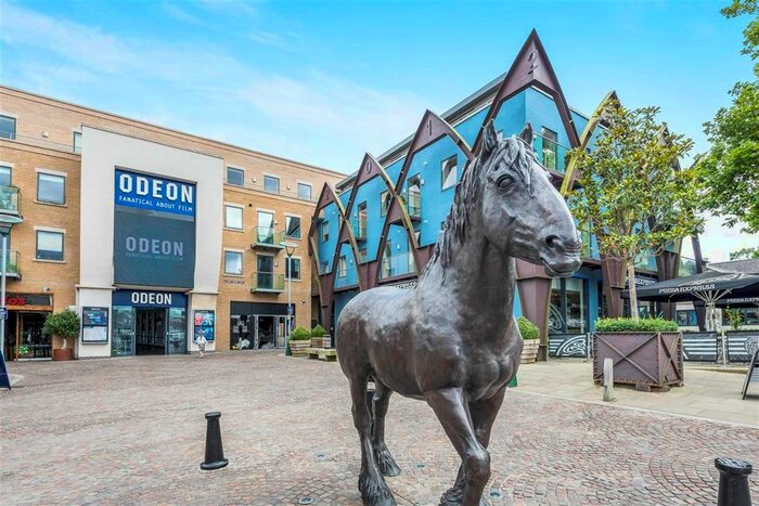 2 Bedroom Flat To Rent In Dray Horse Yard, Dorchester, DT1