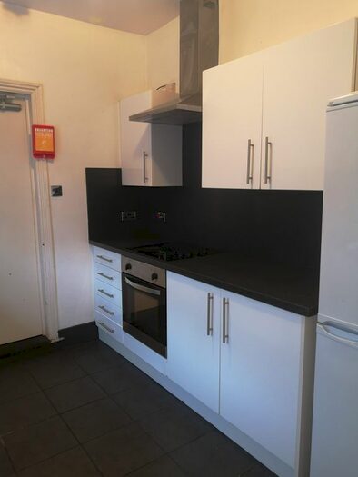 4 Bedroom Flat To Rent In Newland Avenue, Hull HU5