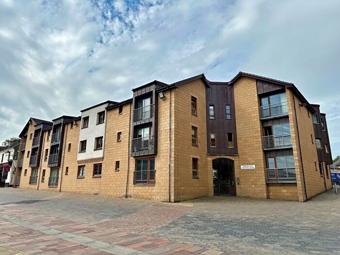 2 Bedroom Flat To Rent In Castle Street, Hamilton, ML3