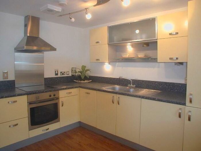 Studio To Rent In Westgate, B1