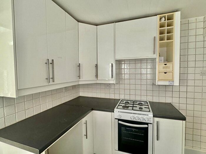 1 Bedroom Apartment For Sale In Marshall Street, Folkestone, Kent, CT19
