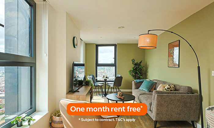 2 Bedroom Apartment To Rent In The Silver Yard, Birmingham Birmingham, B4