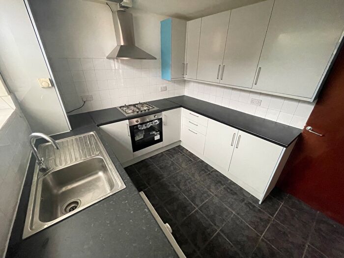 4 Bedroom Terraced House To Rent In Burnside Road, Dagenham, RM8