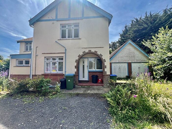 2 Bedroom Flat To Rent In Outerwyke Road, Felpham, PO22