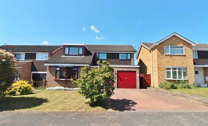 4 Bedroom Detached House For Sale In Thorold Road, Barrowby, Grantham, NG32
