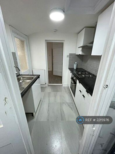 2 Bedroom Detached House To Rent In Prospect Place, Grays, RM17