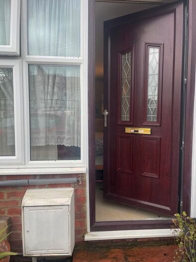 Studio To Rent In Eastcoate Lane, Harrow, HA2