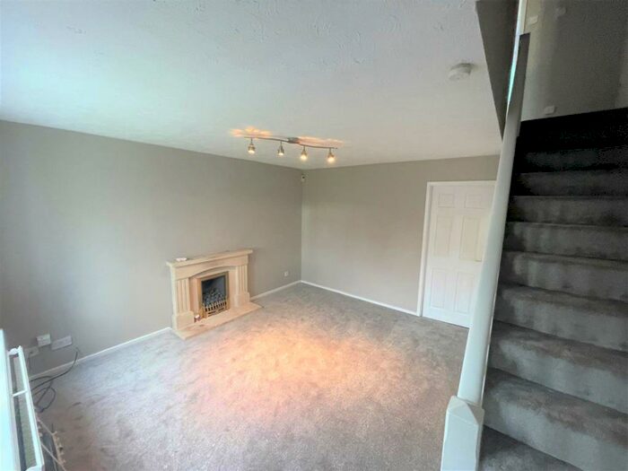 2 Bedroom House To Rent In Dorchester Close, Wilmslow, SK9