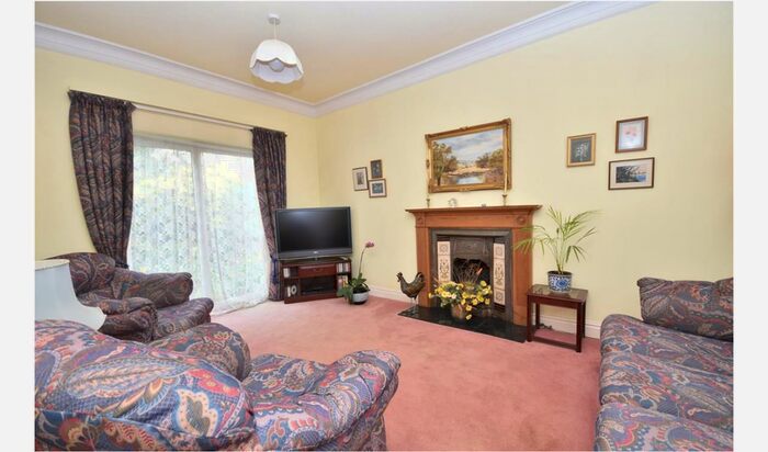 3 Bedroom Detached House To Rent In Ayleswater, Aylesbury, HP19