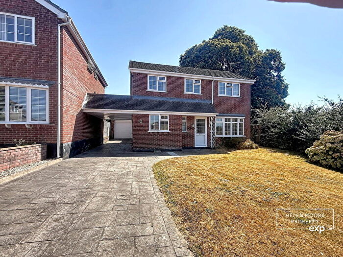 4 Bedroom Detached House For Sale In Trehill Road, Ivybridge, Devon, PL21
