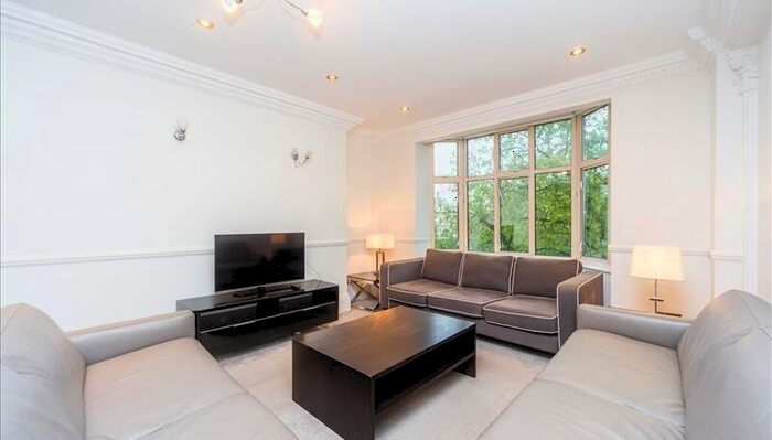 4 Bedroom Apartment To Rent In Regent's Park, NW8