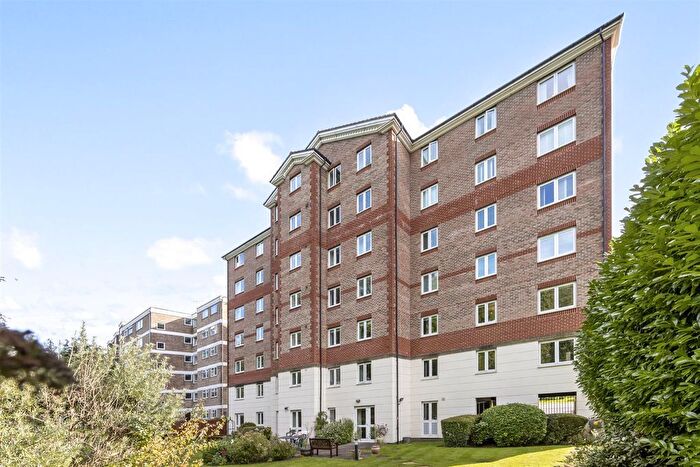 1 Bedroom Flat For Sale In London Road, Patcham, Brighton, BN1