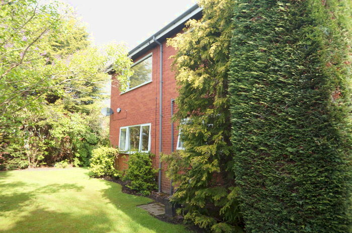 1 Bedroom Apartment To Rent In Catterick Road, Didsbury, M20