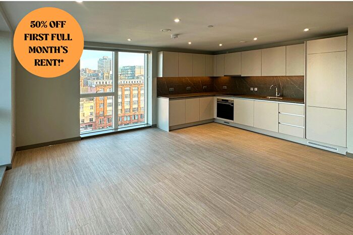 3 Bedroom Apartment To Rent In Candleriggs, Trongate, Glasgow, G1