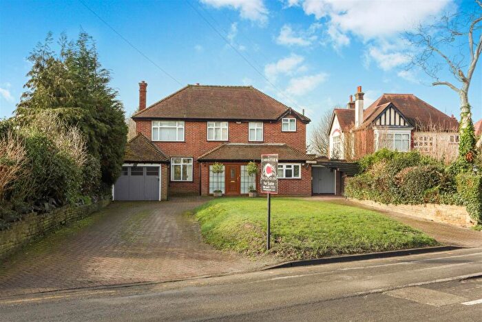 4 Bedroom Detached House For Sale In Burdon Lane. South Cheam, SM2