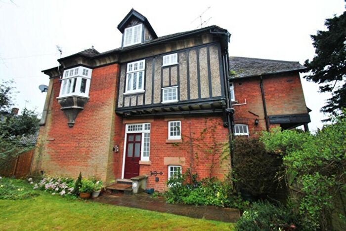 2 Bedroom Duplex To Rent In Whitehill Road, Hitchin, SG4