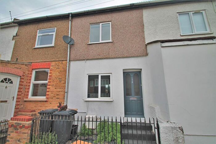 2 Bedroom Terraced House To Rent In Milton Road, Swanscombe, DA10