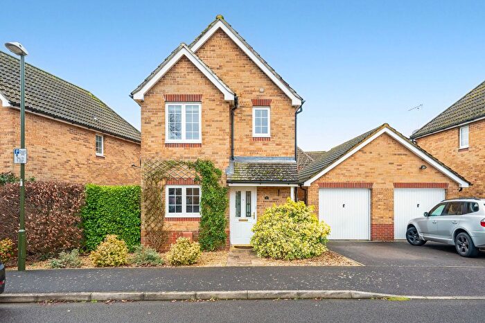 3 Bedroom Detached House For Sale In The Meadows, Donnington, PO19