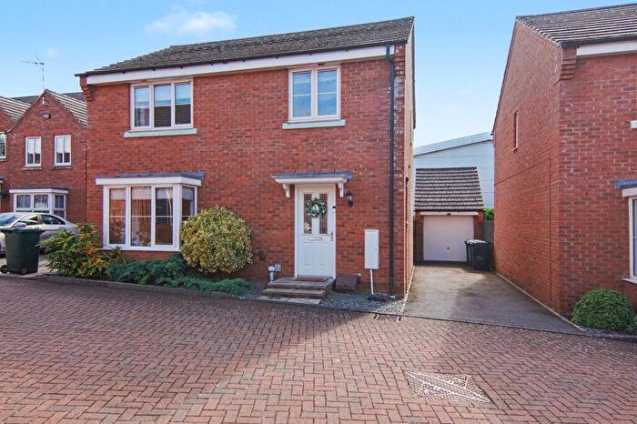 4 Bedroom Detached House For Sale In Wryneck Walk, Coventry, CV4