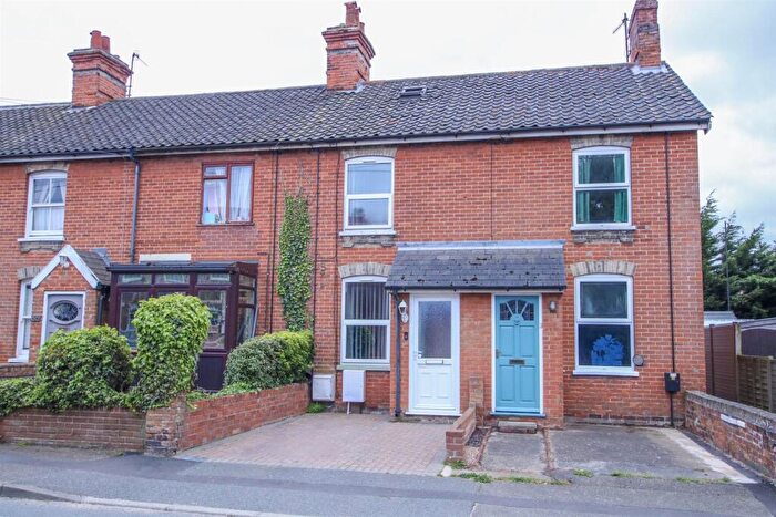 4 Bedroom Terraced House For Sale In Kings Road, Leiston, IP16