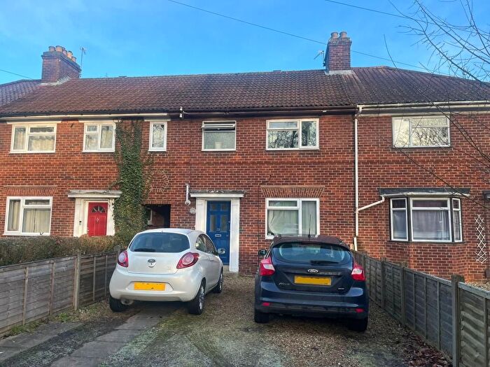 4 Bedroom Terraced House To Rent In Gipsy Lane, Student Bedroom Hmo, OX3