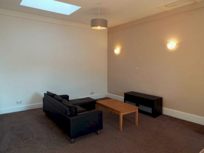 1 Bedroom Flat To Rent In Raddlebarn Road, Selly Oak, Birmingham, B29
