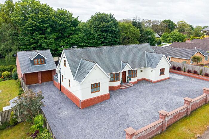4 Bedroom Detached House For Sale In Holmwood Avenue, Wirral, CH61