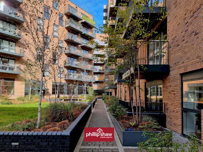 3 Bedroom Flat To Rent In Lyon Road, HA1