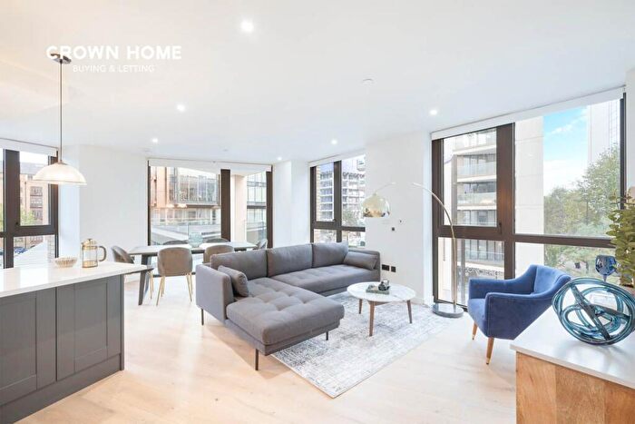 2 Bedroom Apartment To Rent In Emery Wharf, Emery Way, E1W