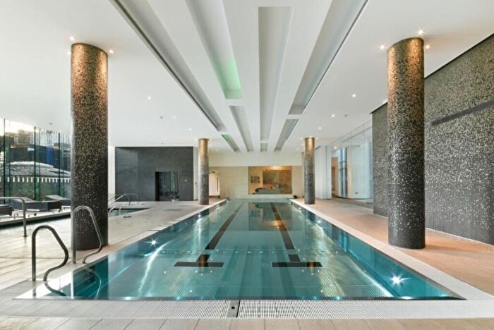 Studio To Rent In Pan Peninsula Square, London, E14