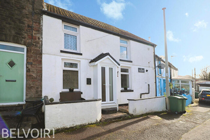3 Bedroom Cottage For Sale In Merthyr Road, Pontypridd, CF37